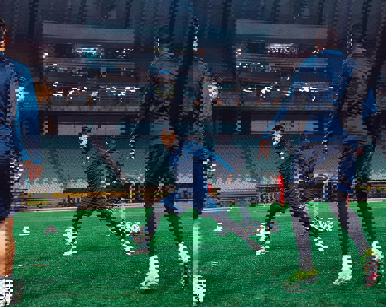 1991083