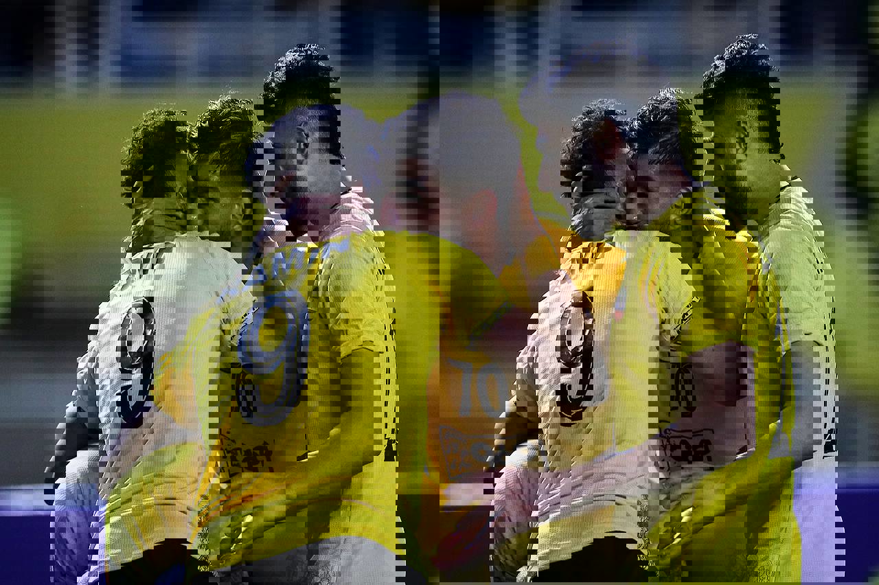 1991284