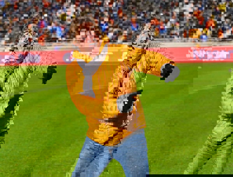1992122