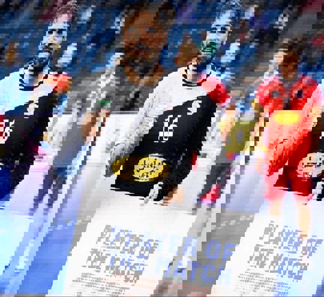 1992562