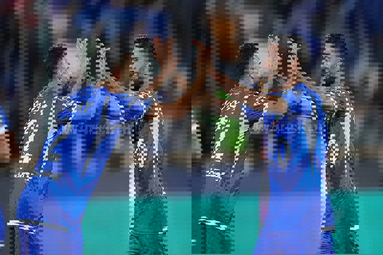 1992567