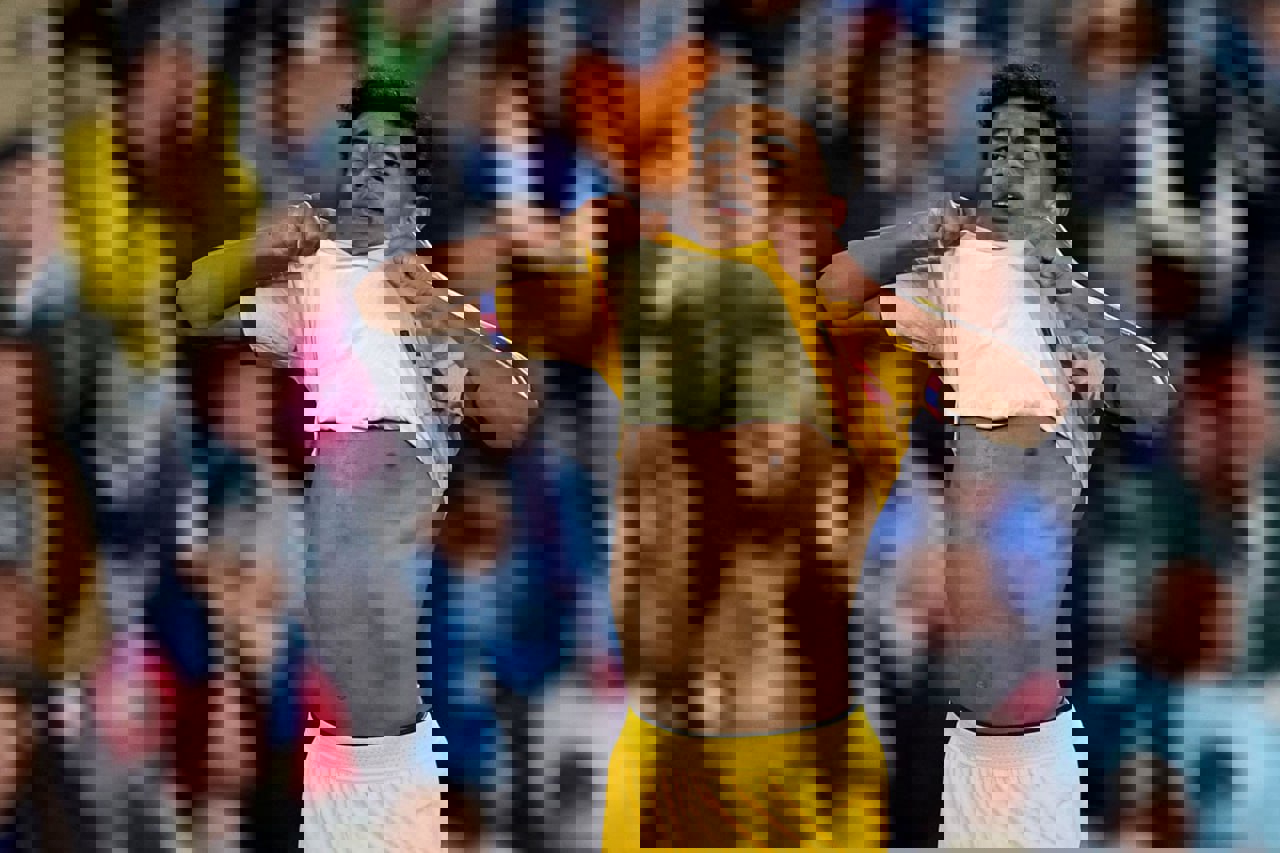 1992642