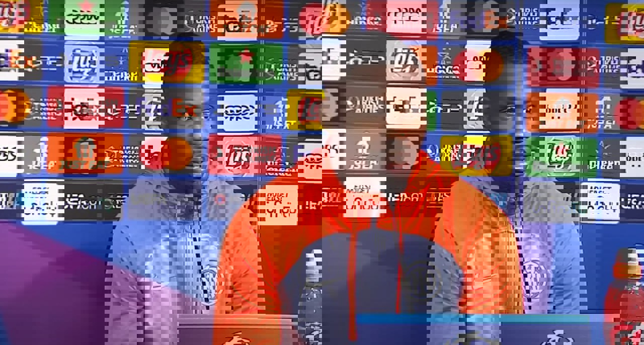 1992687