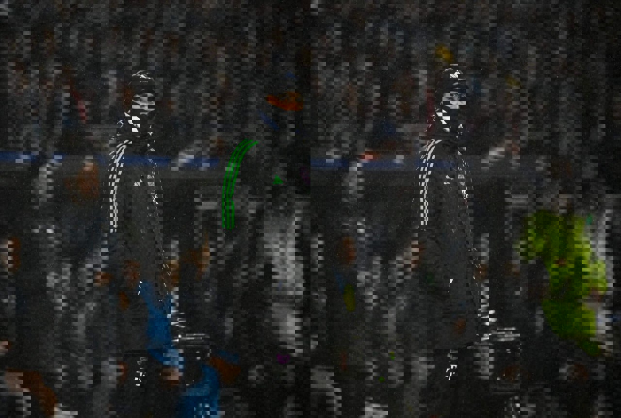 1992623