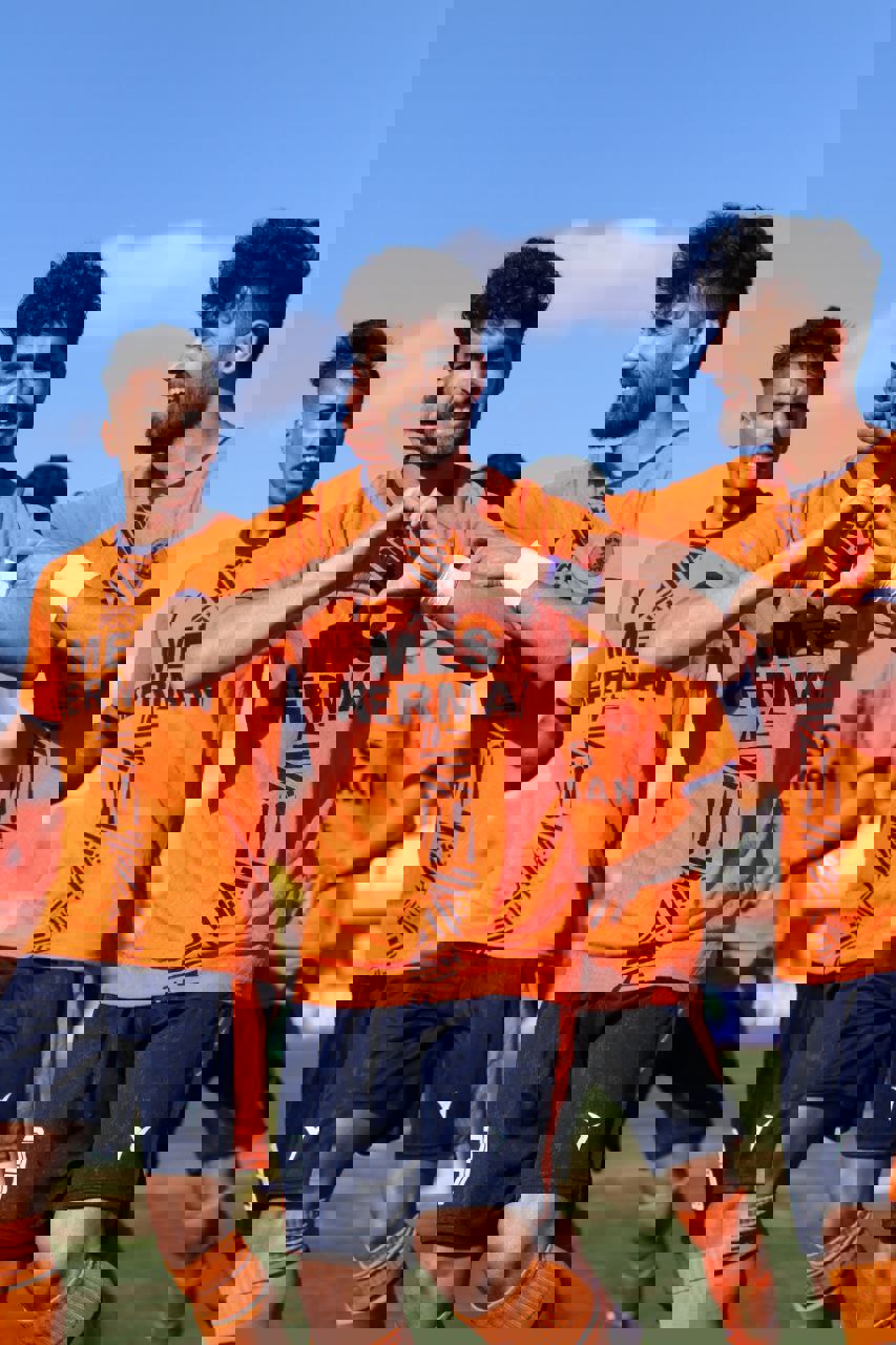 1993253