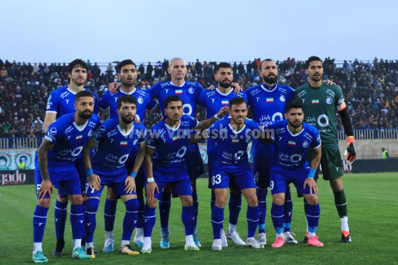 استقلالیها بدون مصاحبه سن سیروس را ترک کردند