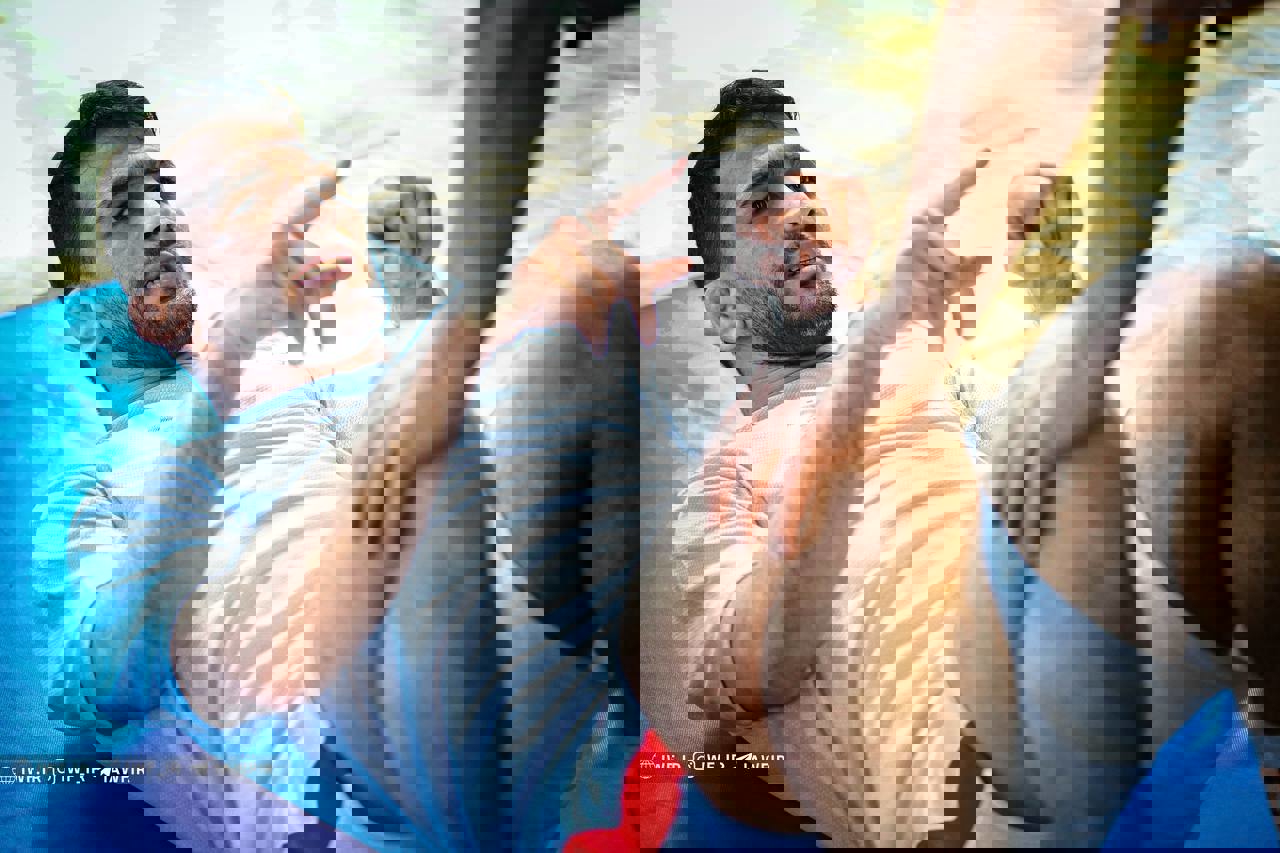 1993686