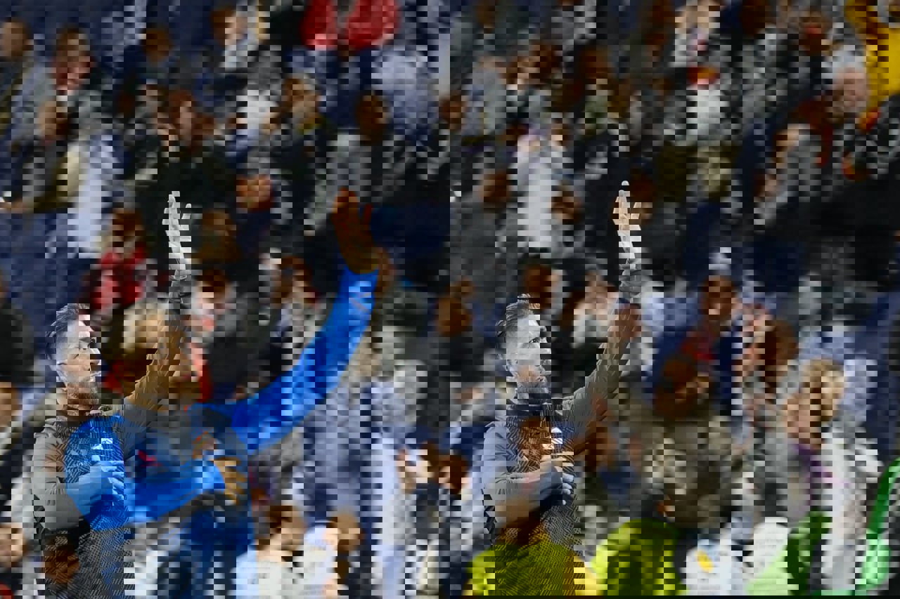1994953