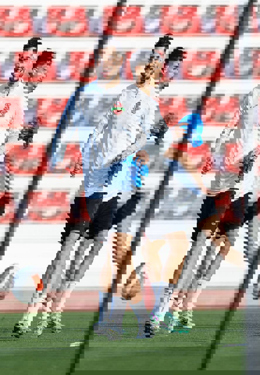 1994572