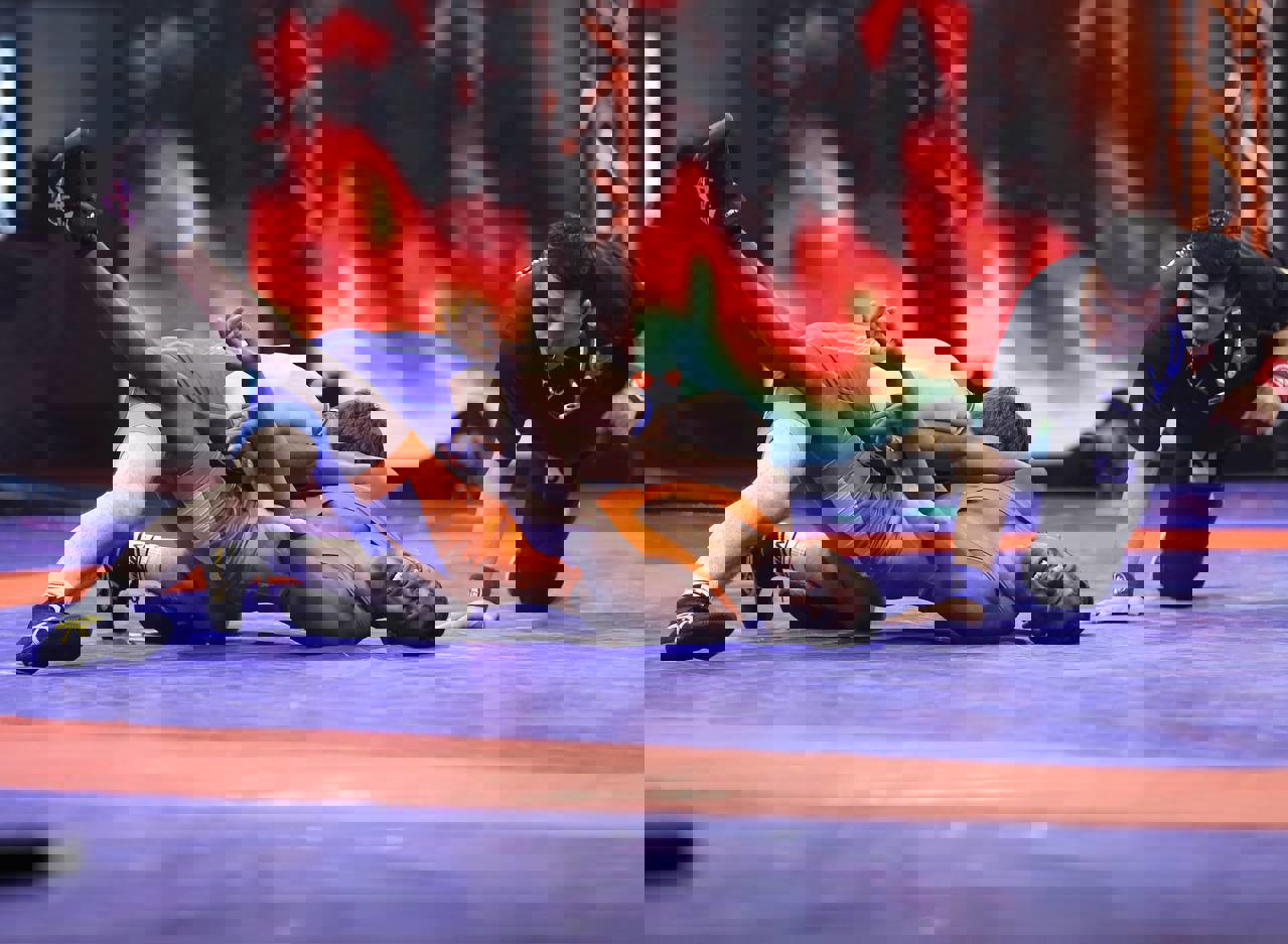 1994792