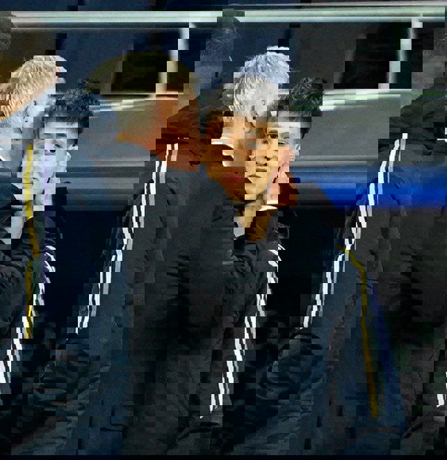 1995283