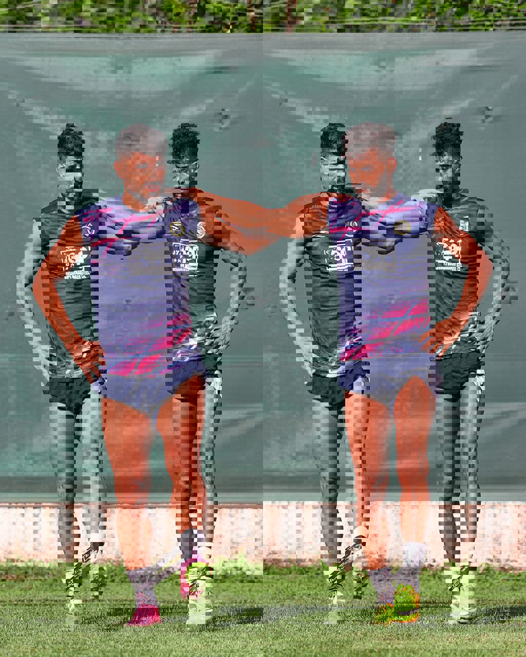 1995352
