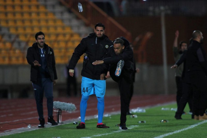 غیبت محسوس مورایس روی نیمکت سپاهان 