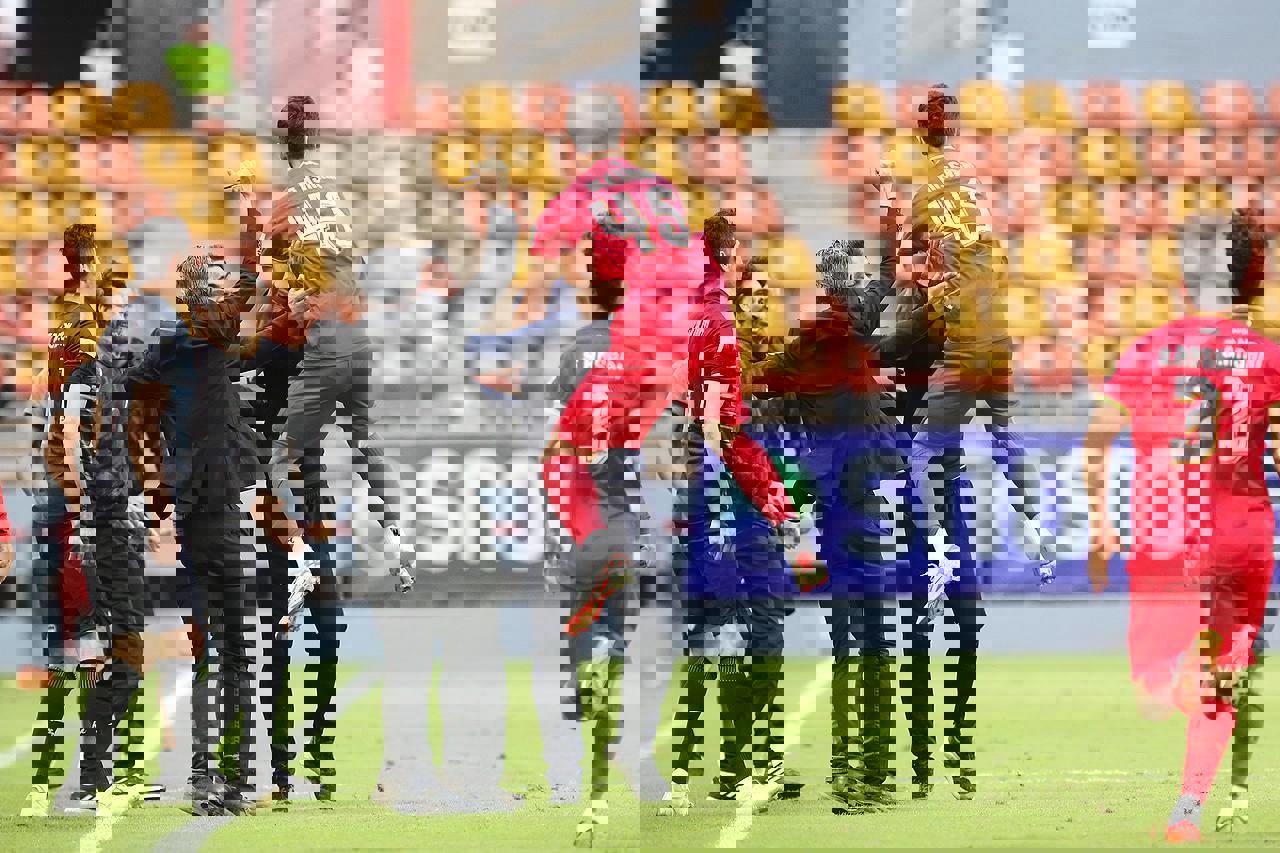 1995595
