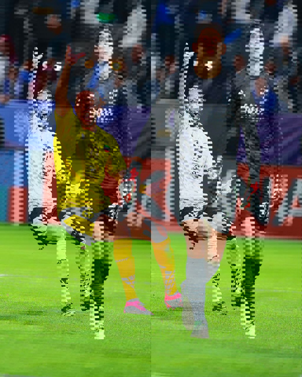 1996384