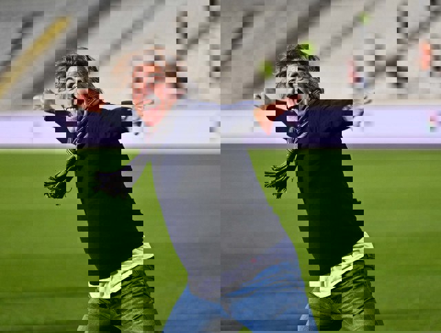 1997437