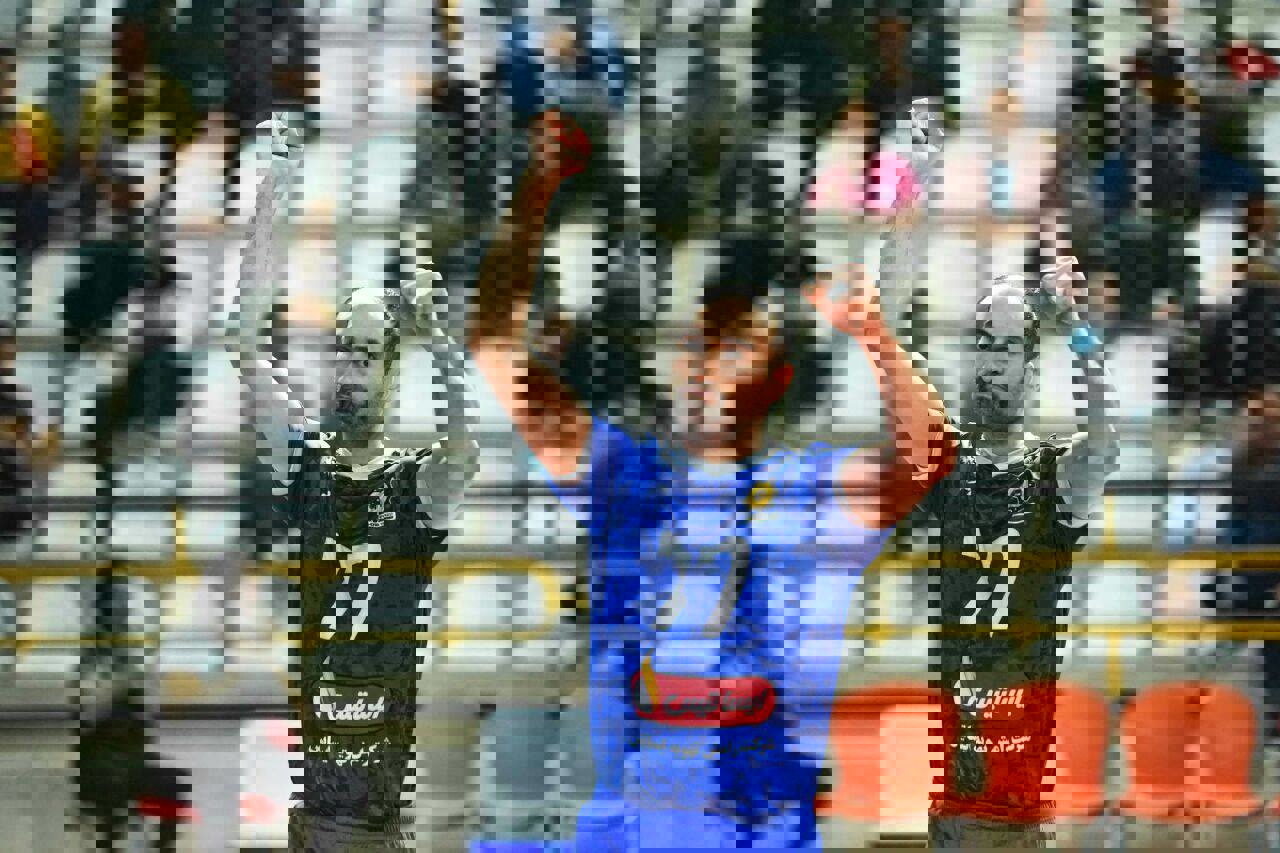 1999067