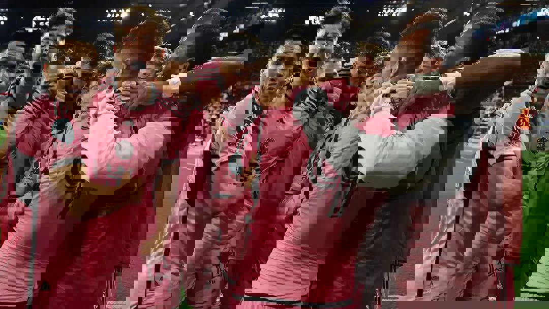 1999062