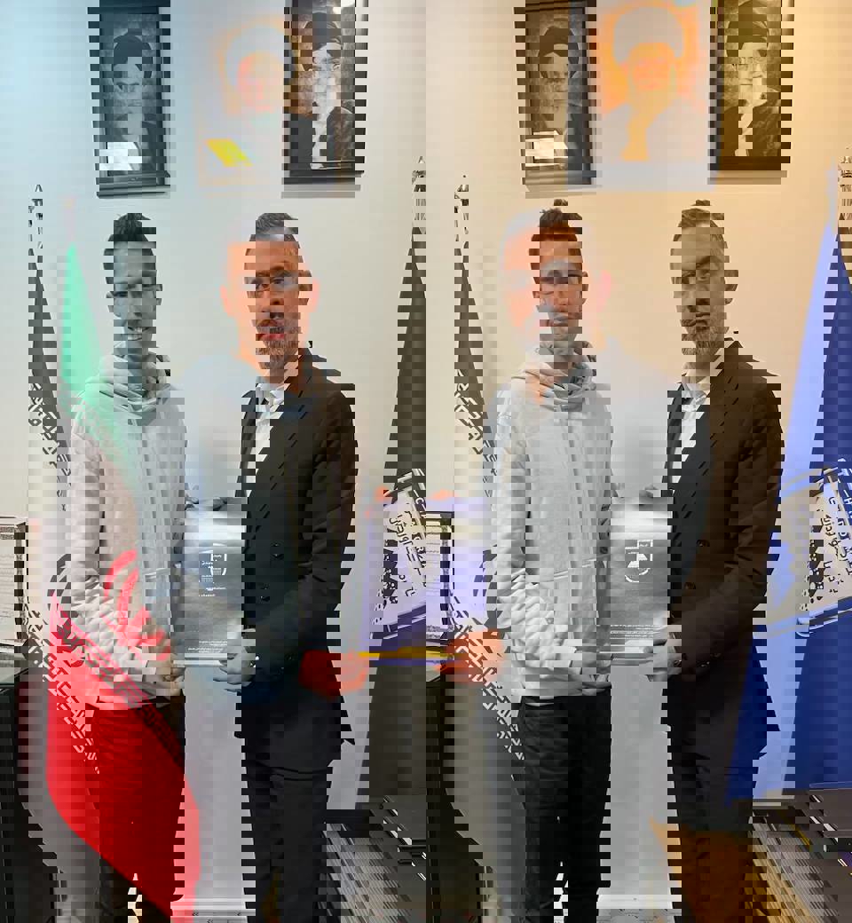 2000094