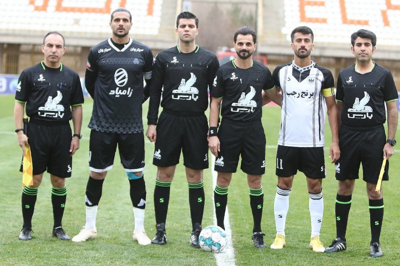 اقدام کمیته داوران برای کنترل فضای لیگ یک 