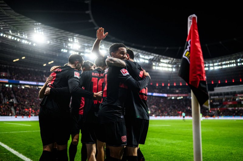 لورکوزن 2-0 ولفسبورگ: بدون توقف به سوی قهرمانی