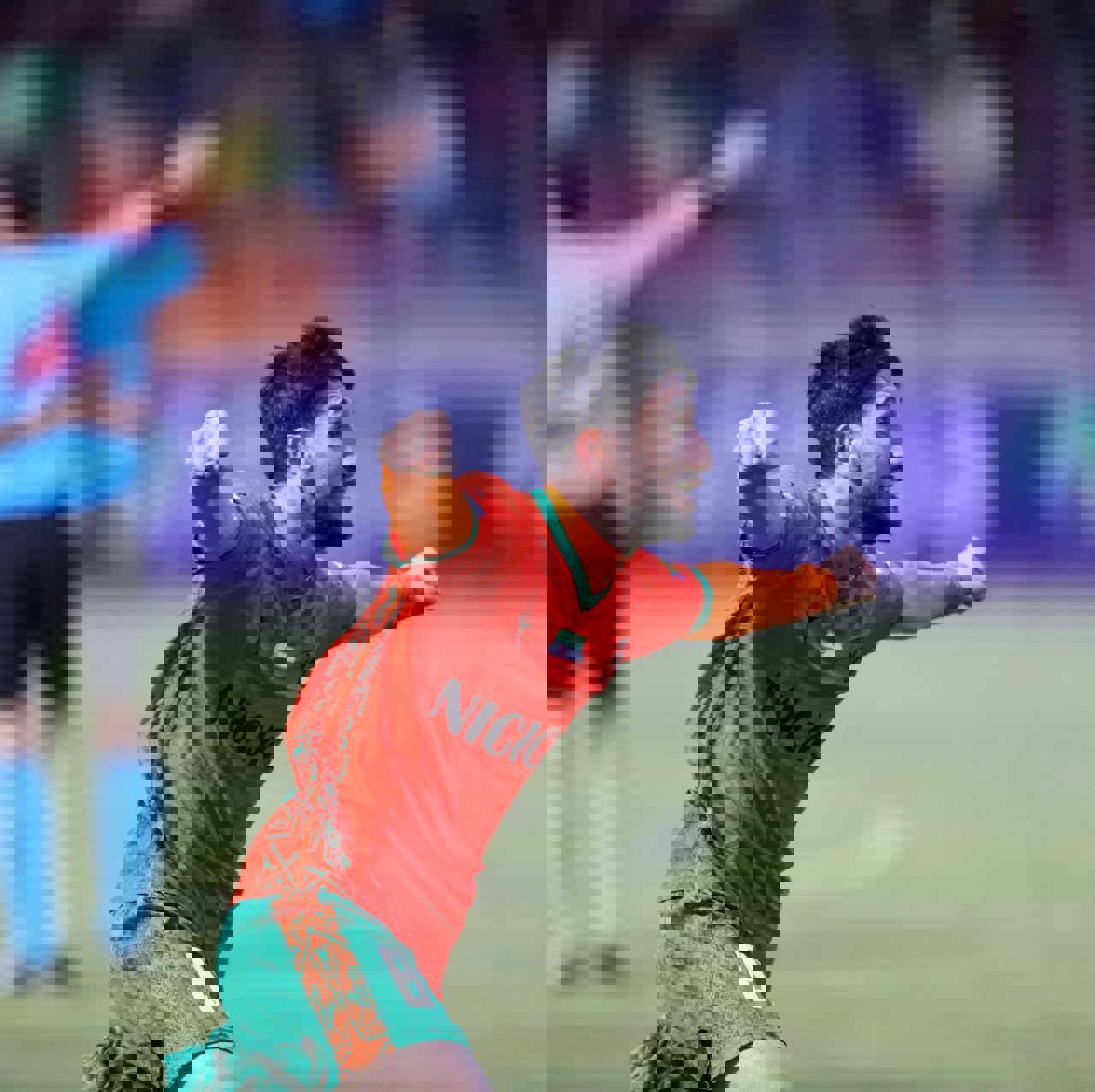 2000211