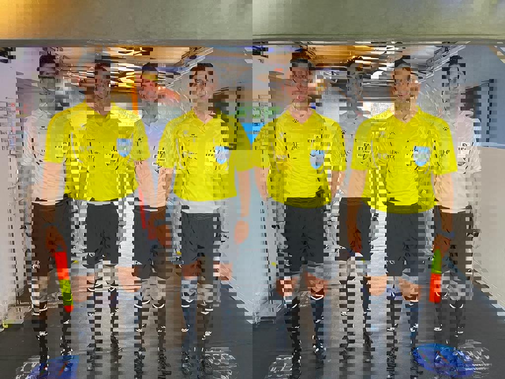 2000303