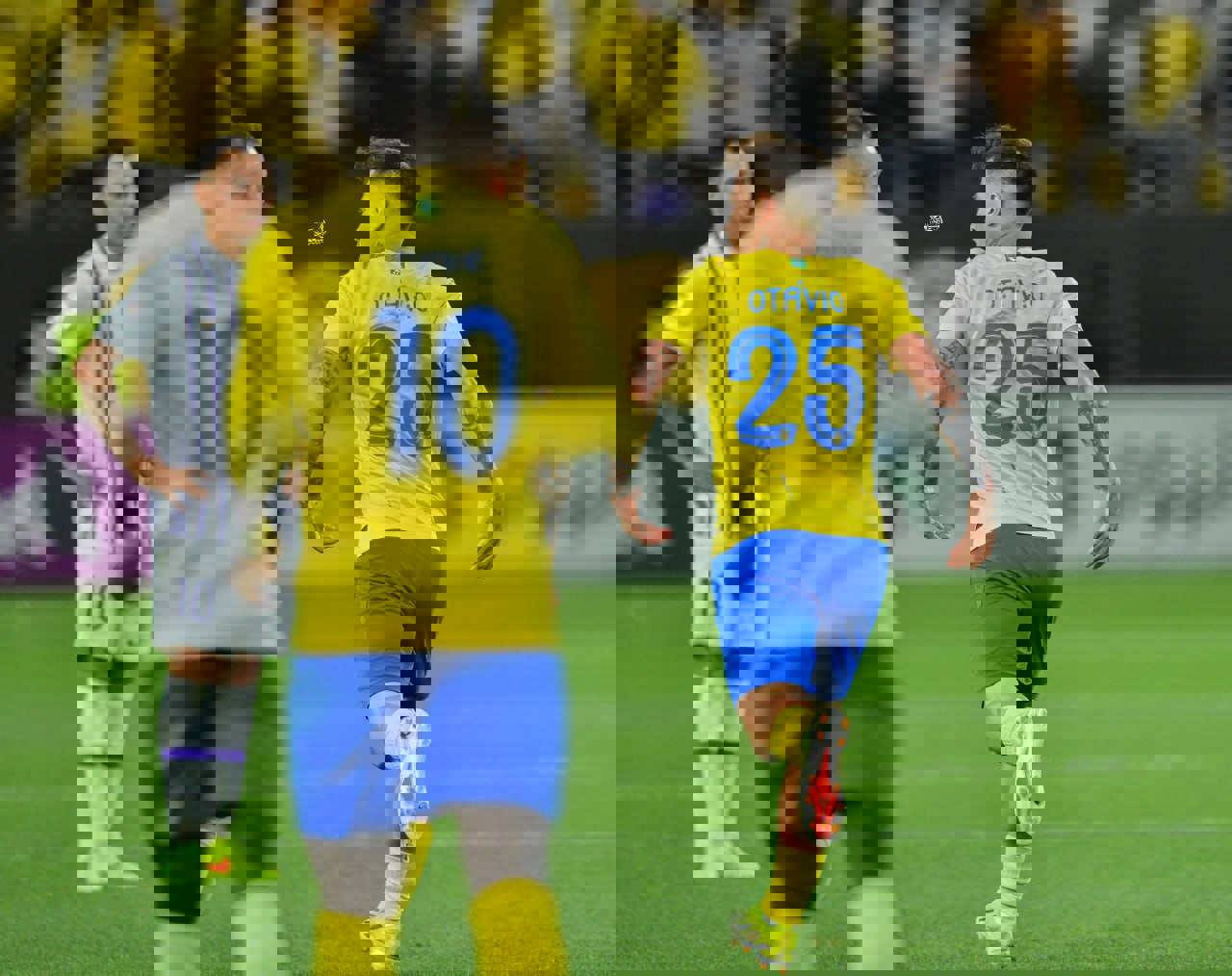 2000564