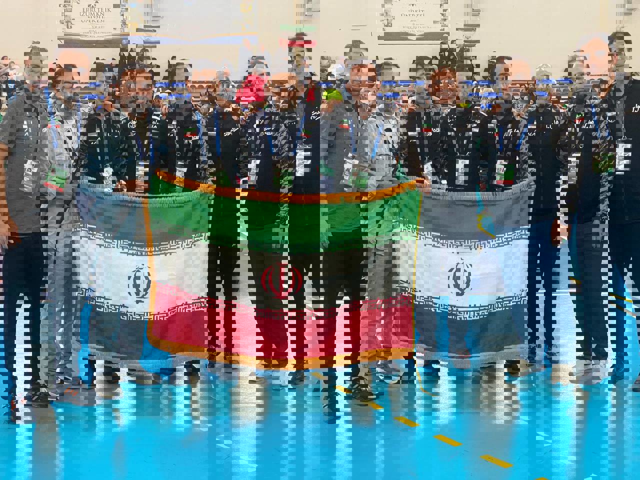 2000670
