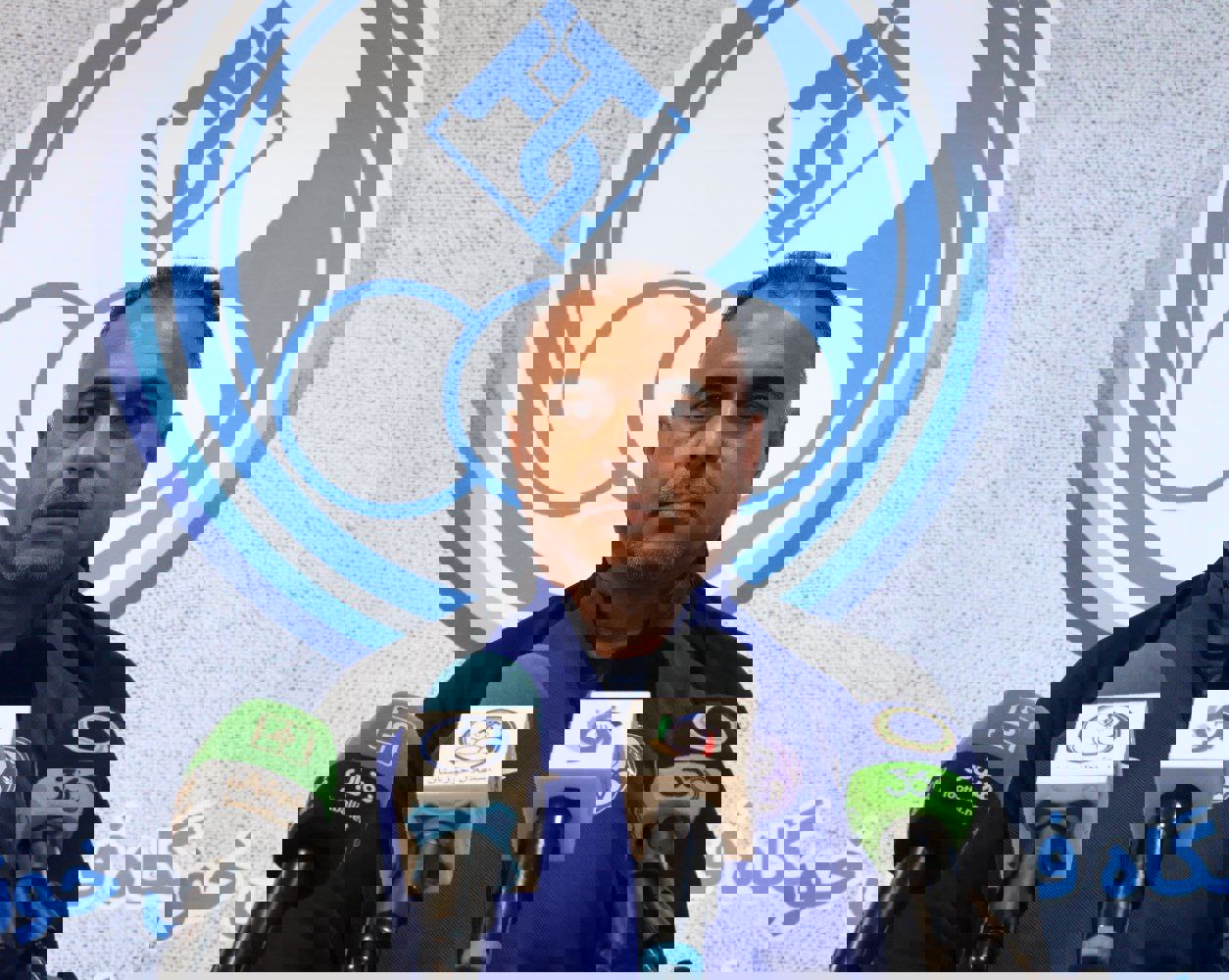 2000739