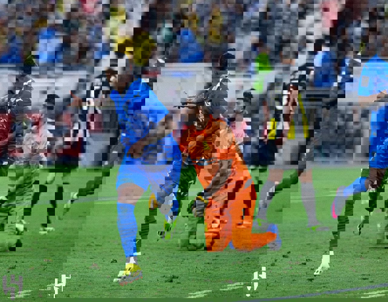 2000809