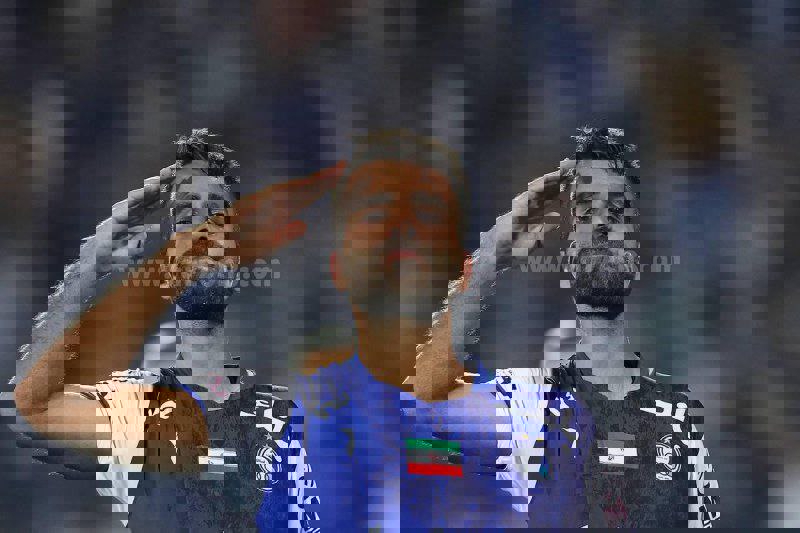 2000829