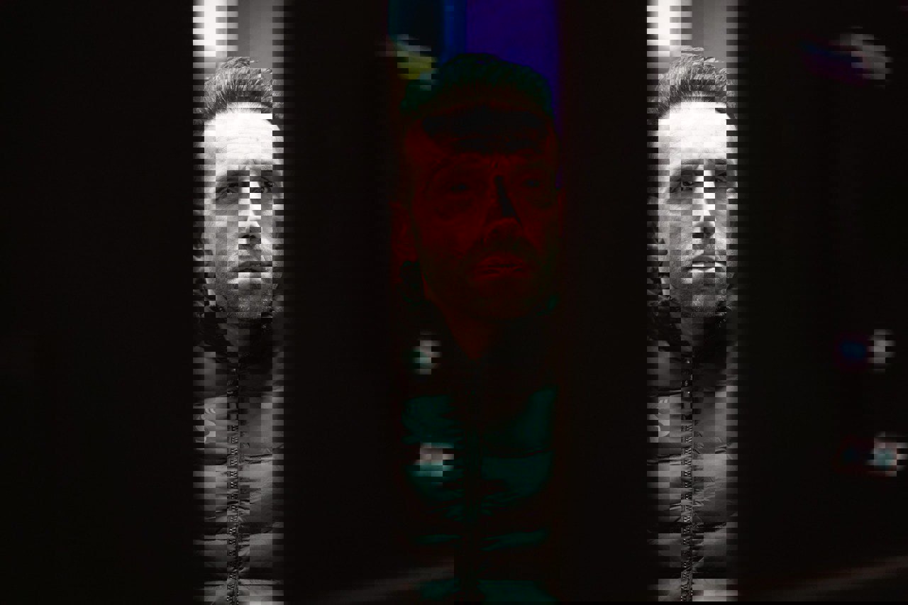 2000881