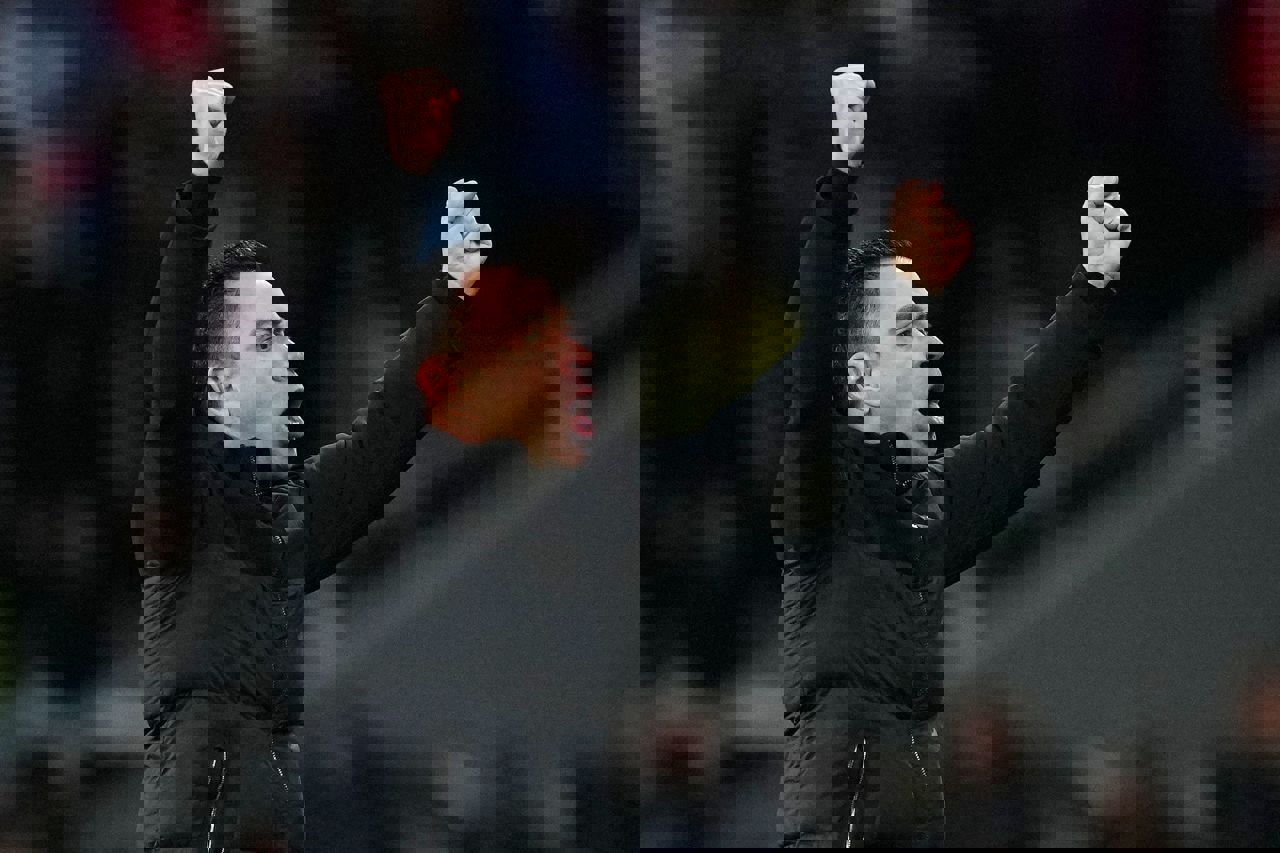 2000936