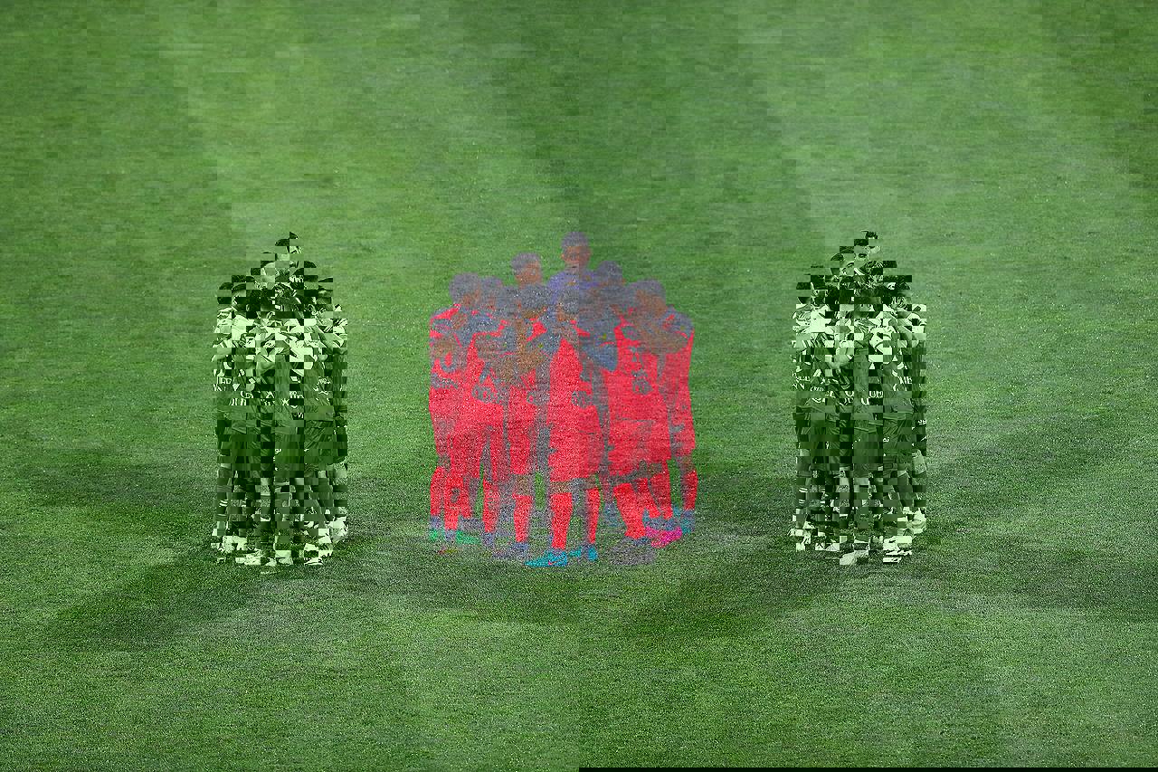 2001077