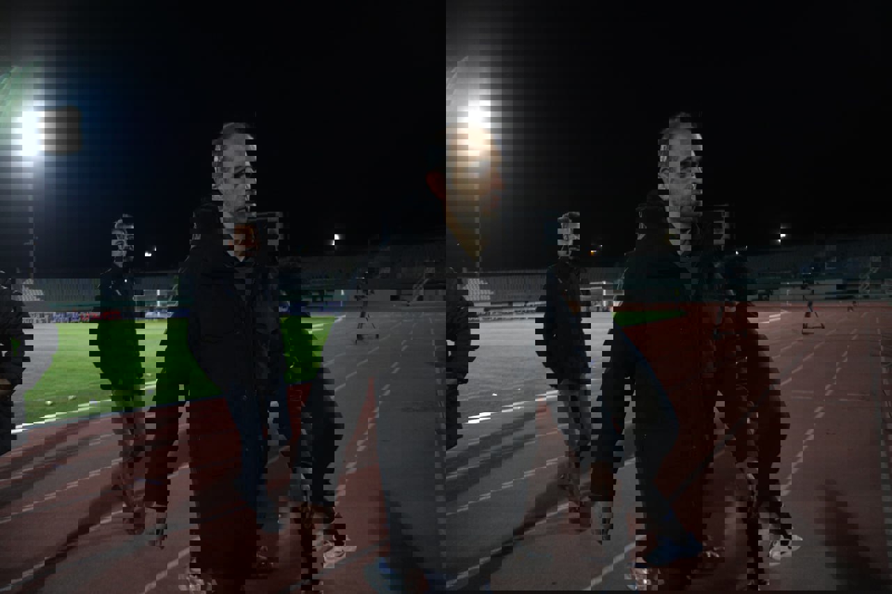 2001472