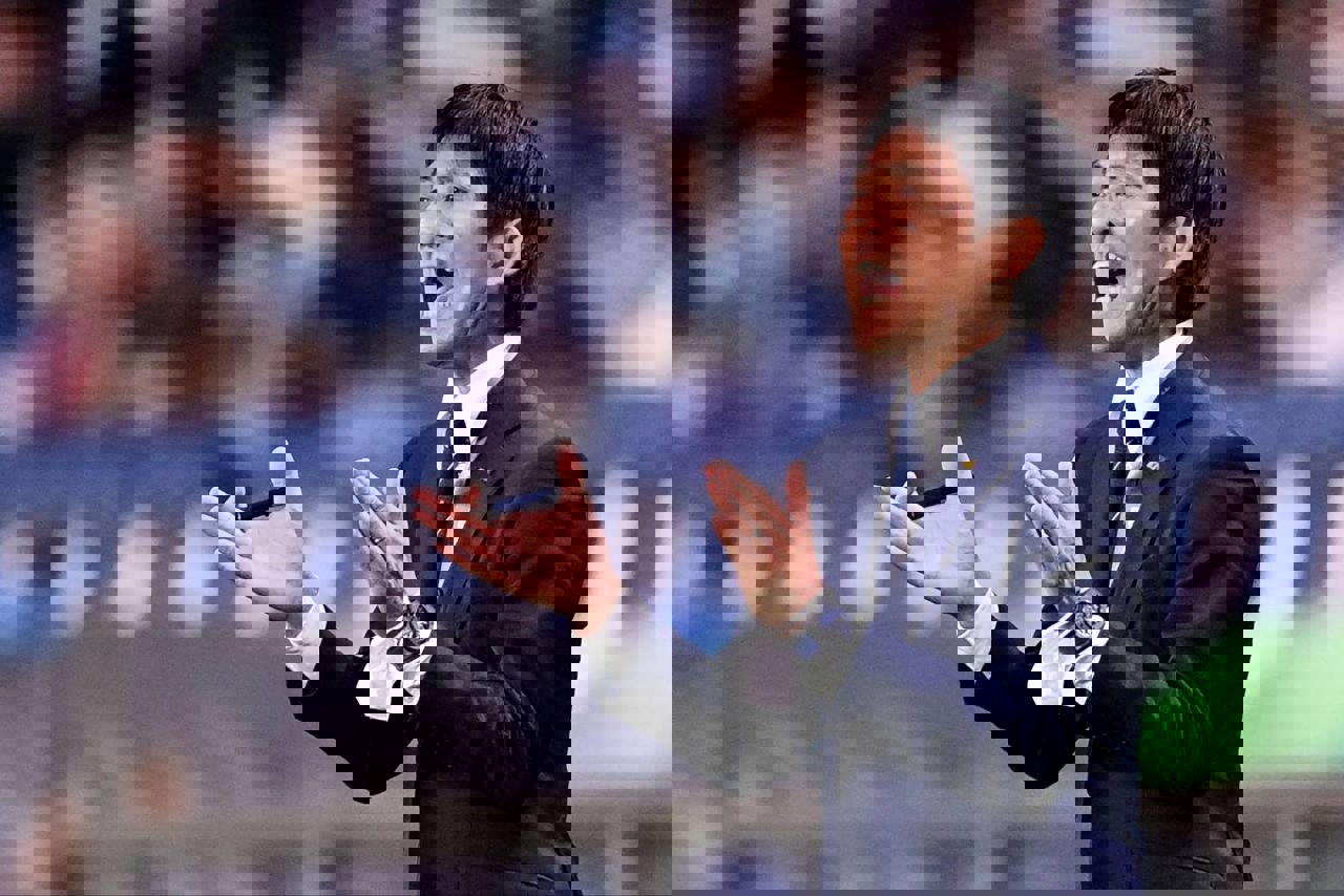2001376