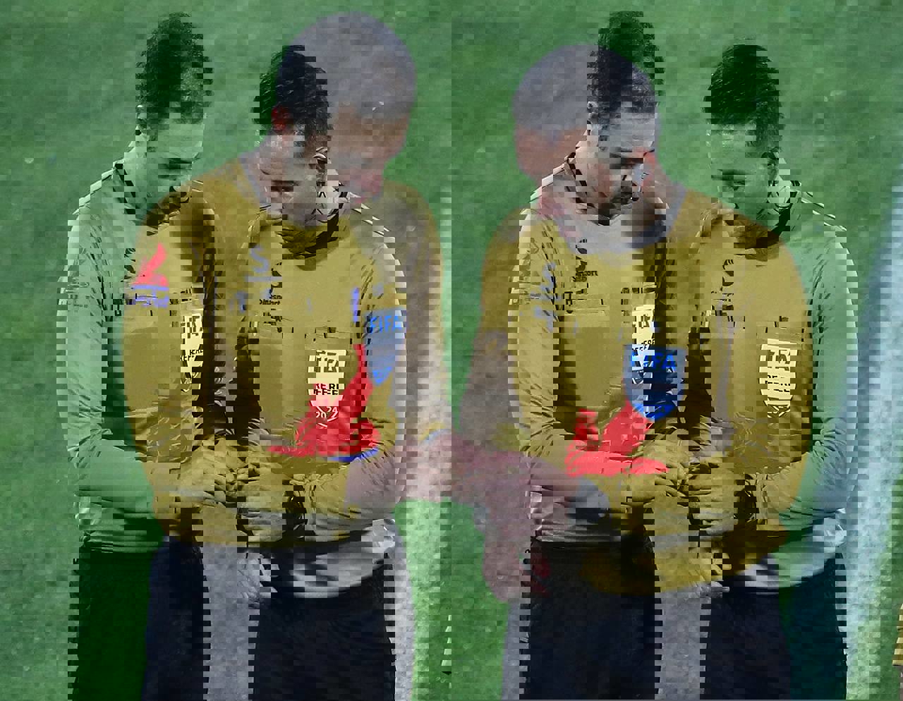 2001330