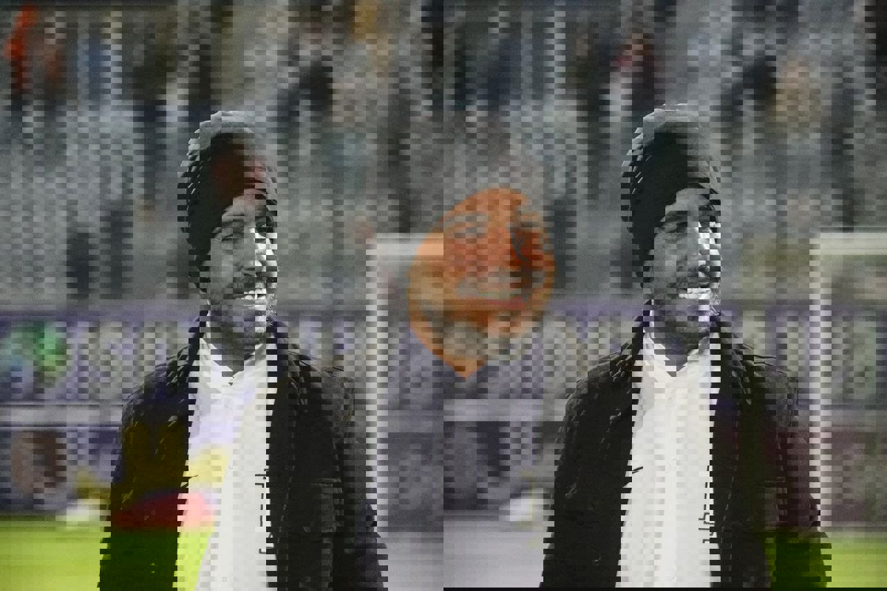 2001739