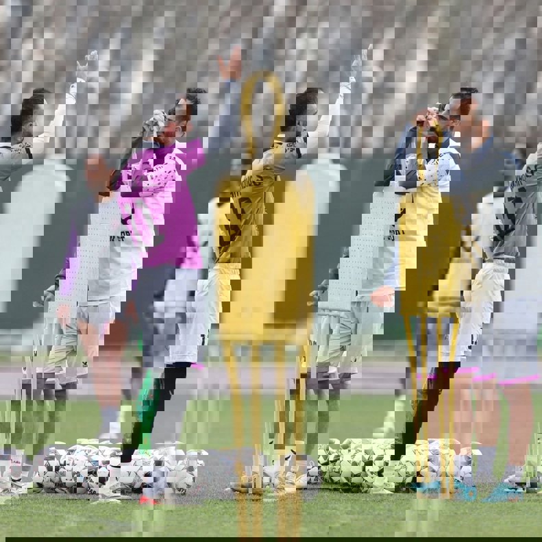 2001845