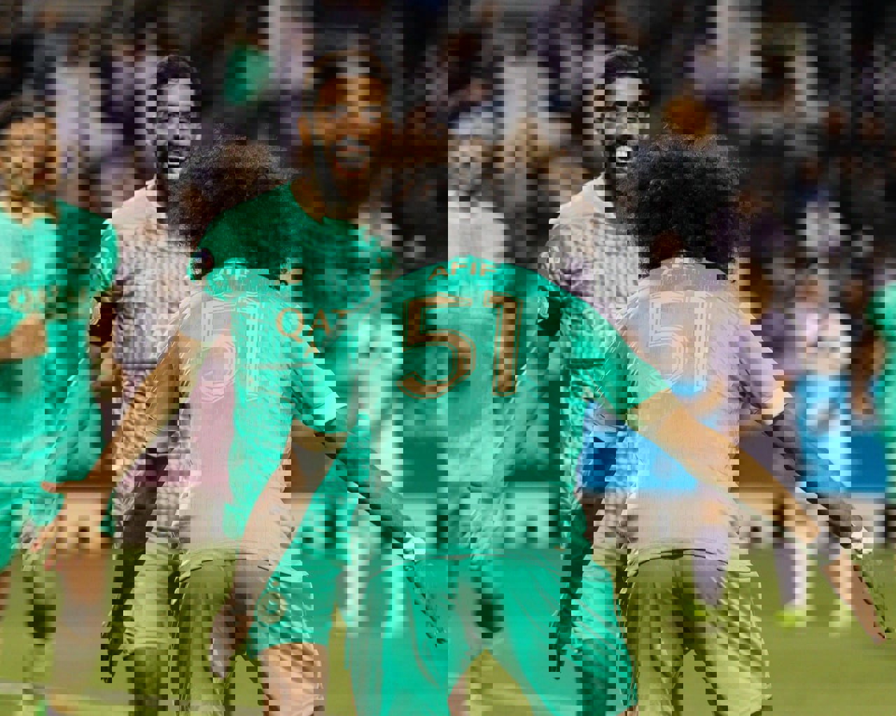 2001894