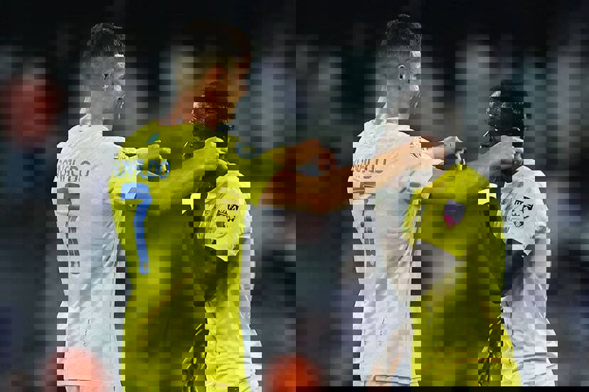 2001916