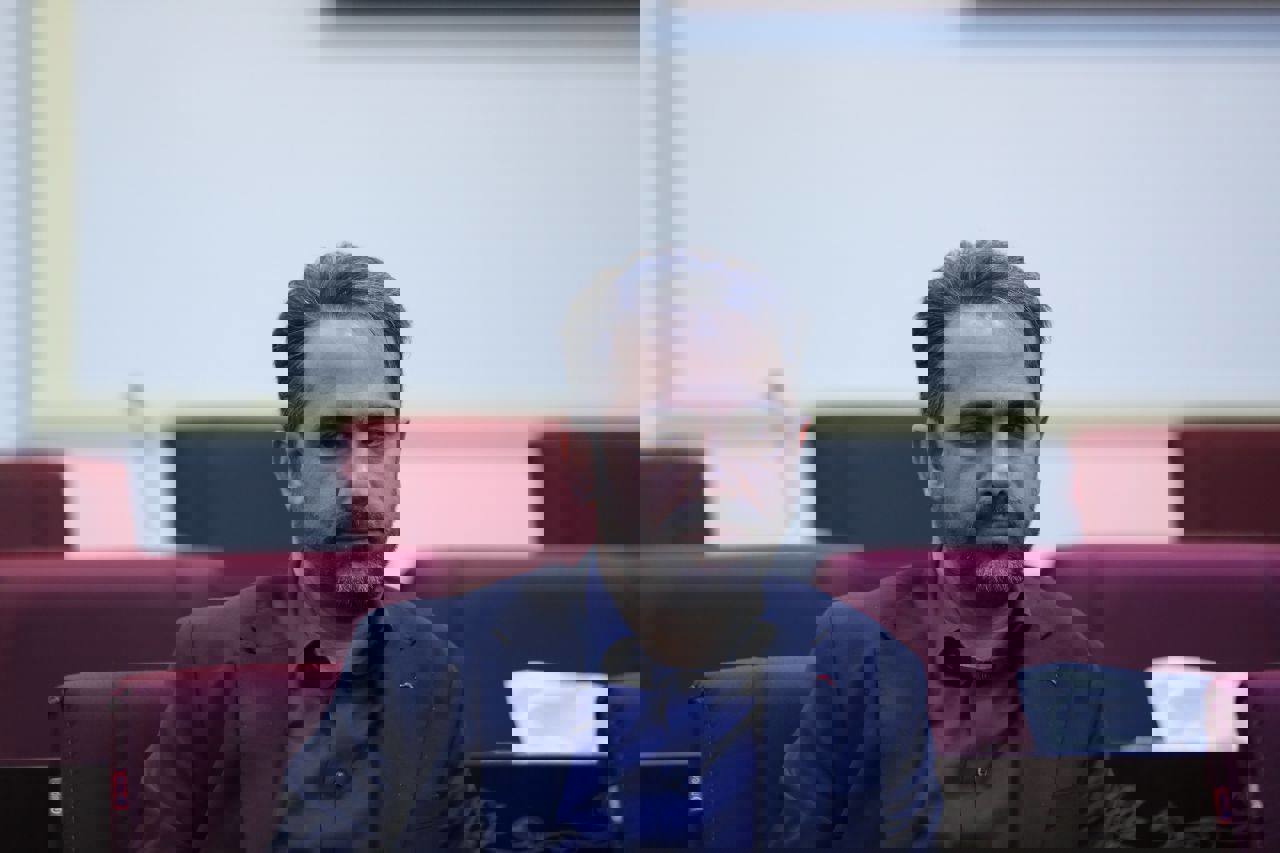 2001951