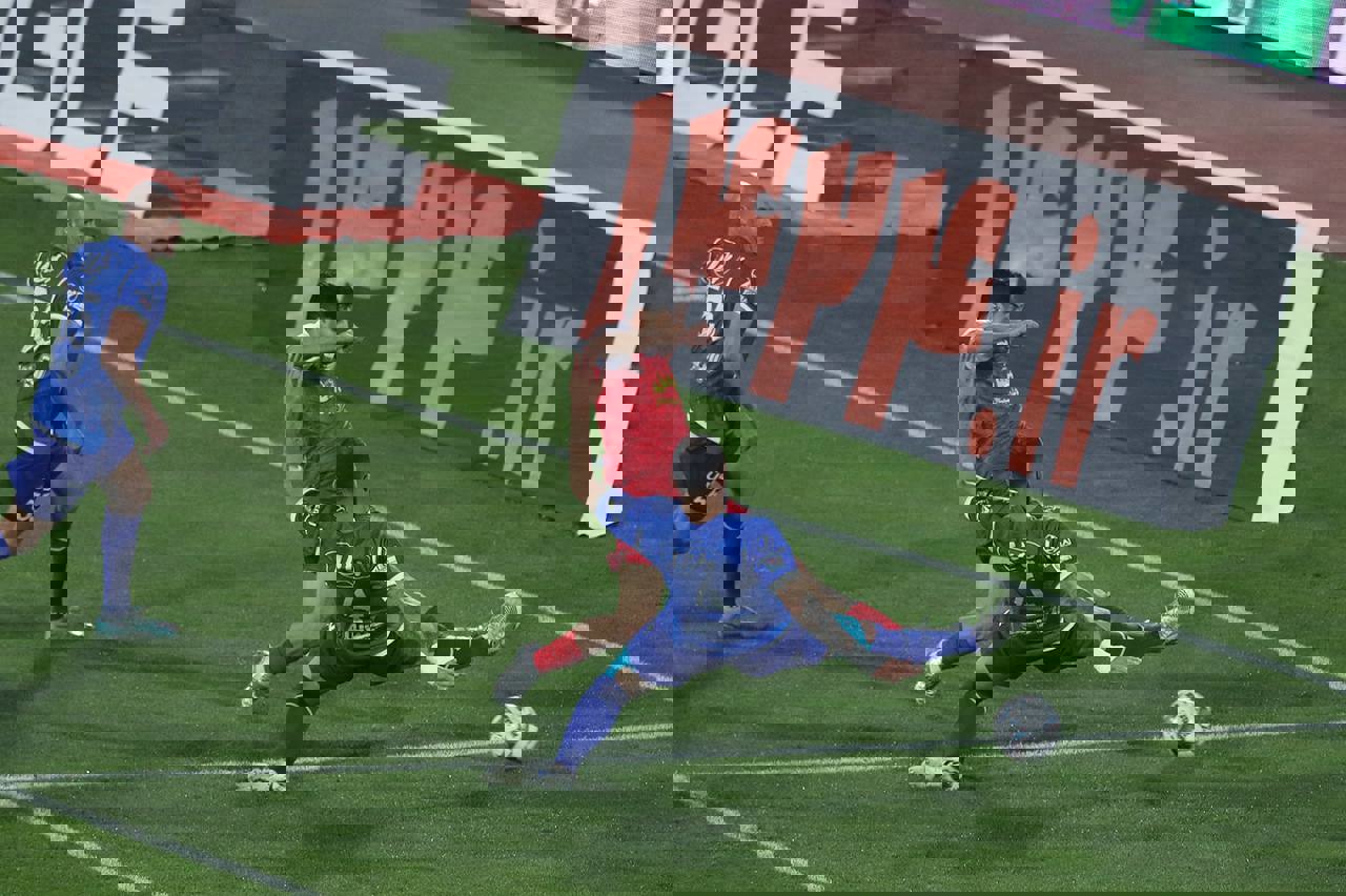 2001947