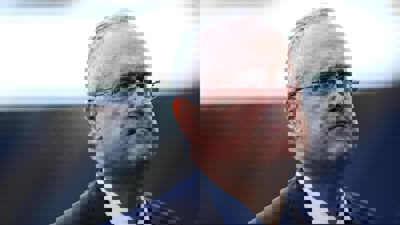 2002112