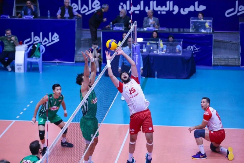 صبر کنید، ماراتن جذاب والیبال ایران به بازی سوم کشید