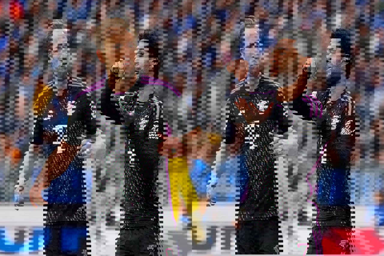 2002158