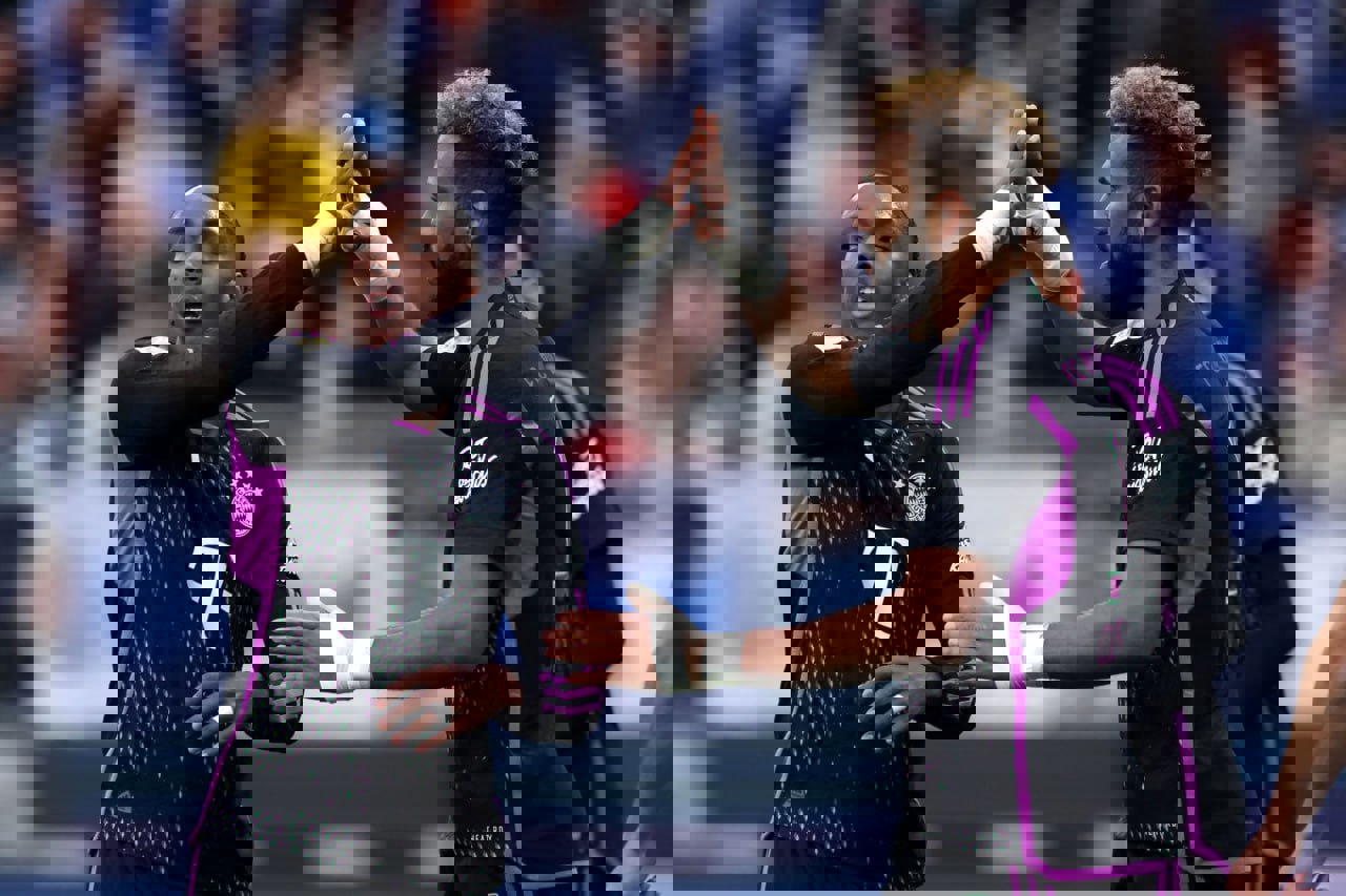 2002159