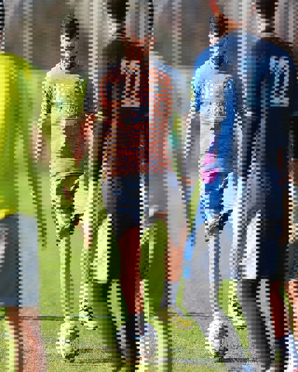 2002253