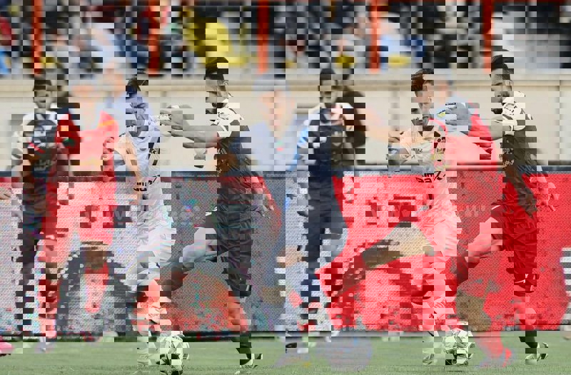 2002427